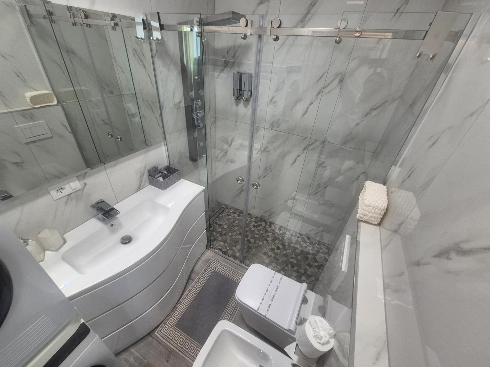 B&B Luxury House ロー エクステリア 写真