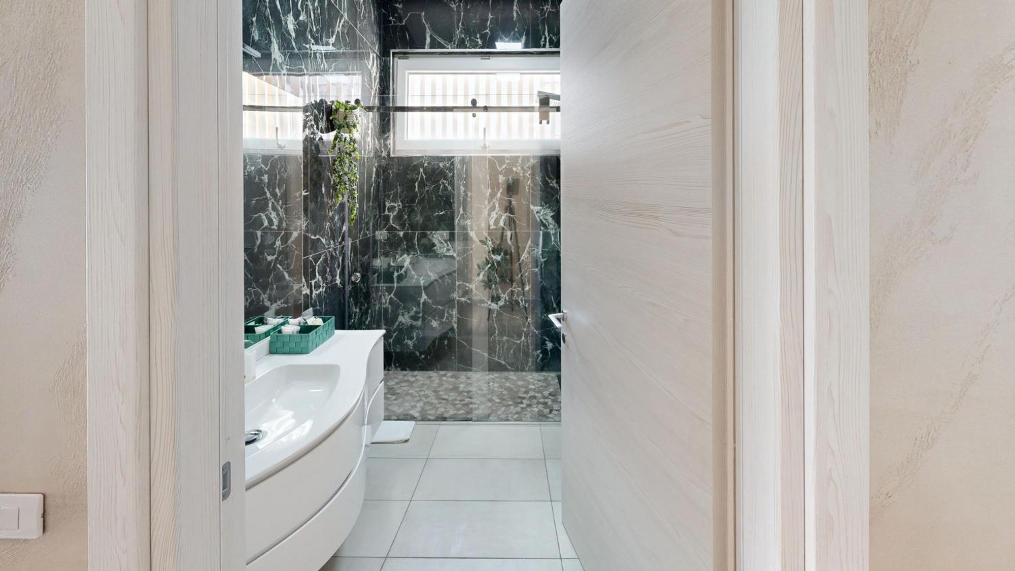 B&B Luxury House ロー エクステリア 写真